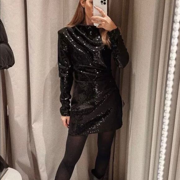 ZARA BLOGGER FAVORITE SHOULDER PAD DRAPED DRESS BLACK - Picture 11 of 15